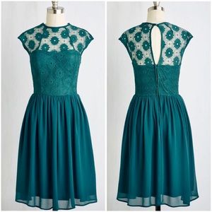 ModCloth Lace Sweetheart Cocktail Dress in Teal